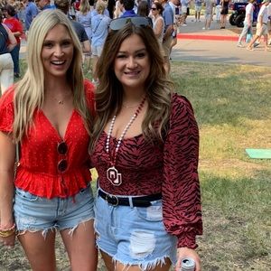 BuddyLove Isabell Smocked Crop Long Sleeve Top